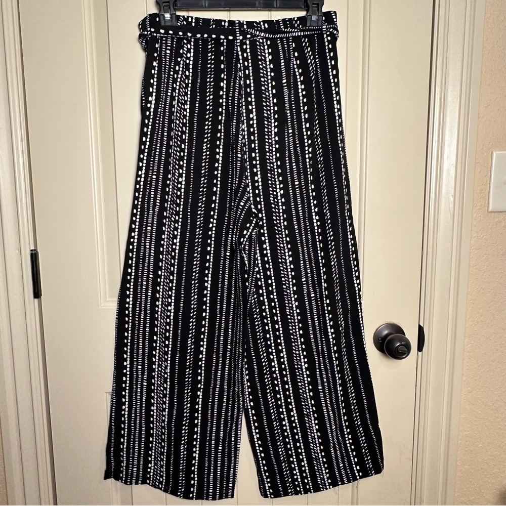 Cupcakes and Cashmere Melena Dotted Stripe Crop Pants Size M EUC - Picture 13 of 15